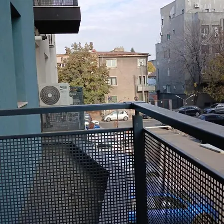 Apartment Isg *
